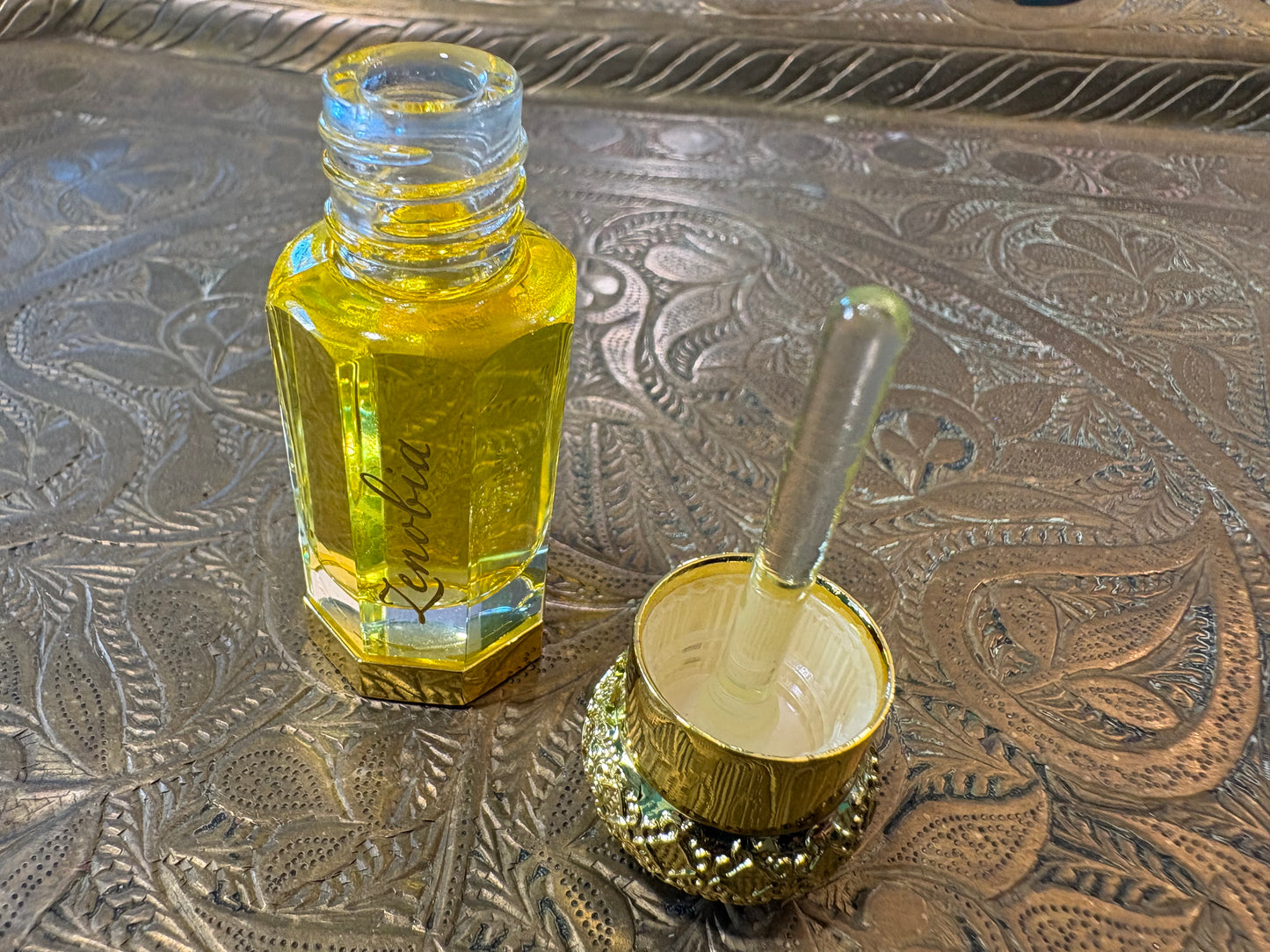 Aurora Reginae - Perfume Oil